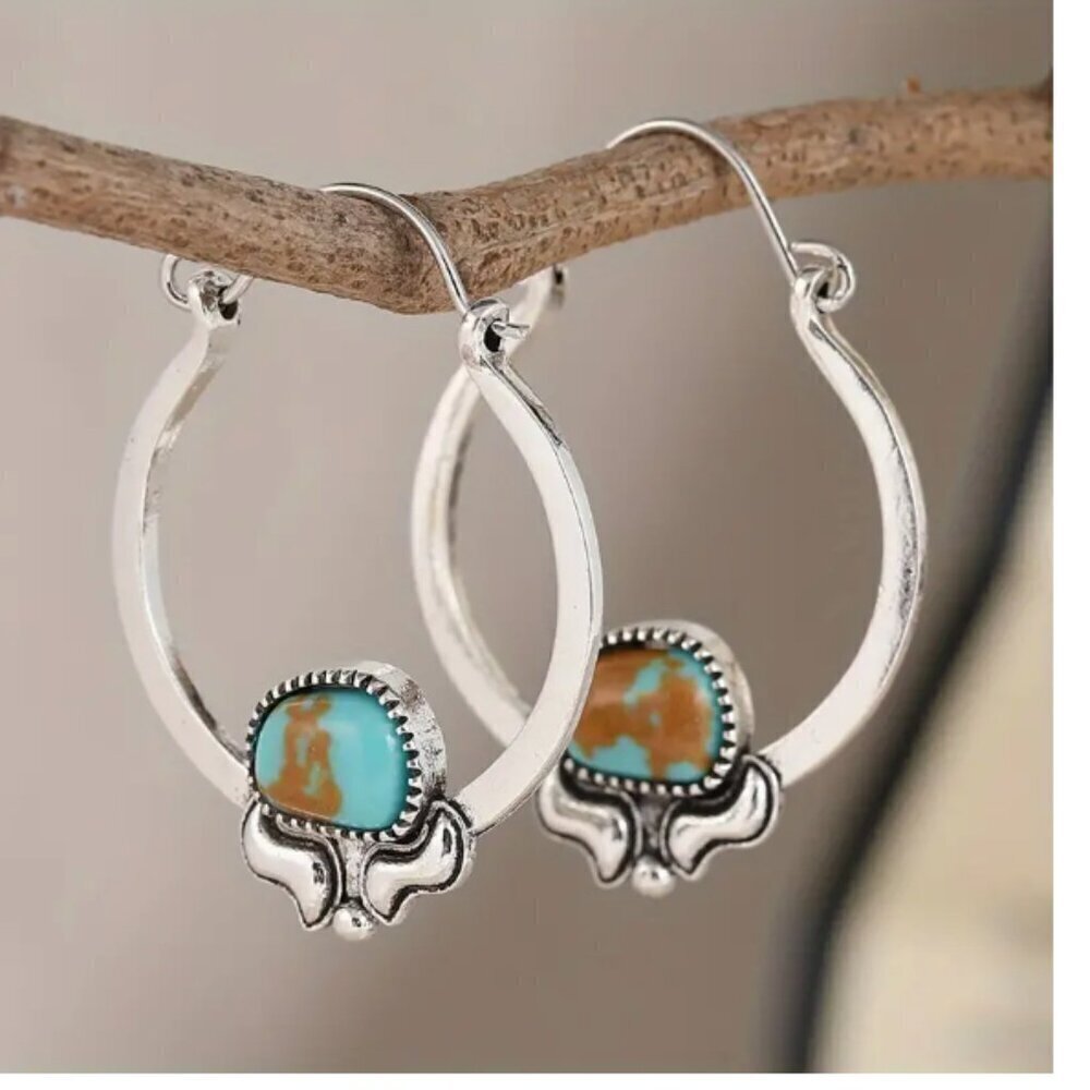 Silver Plate Turquoise Howlite Stone earrings - BOHO WESTERN - NEW